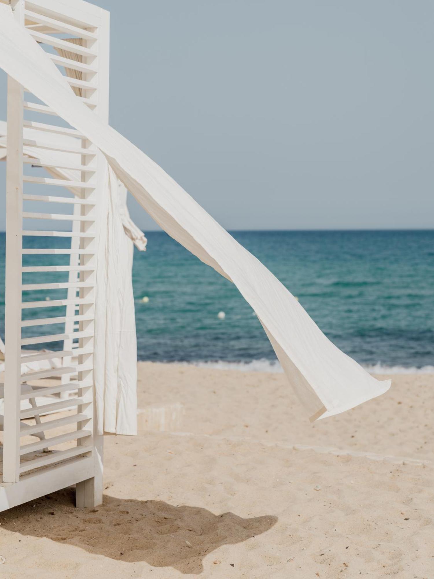 מלון האממט La Badira - Adult Only מראה חיצוני תמונה A slide at a beach
